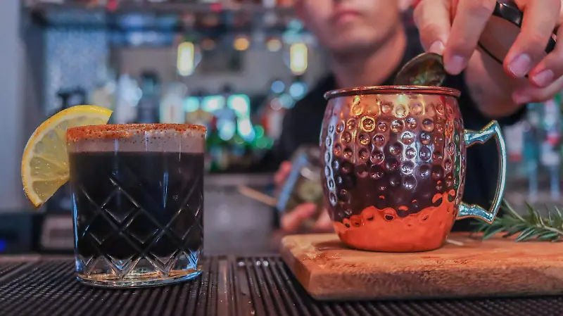 Ofrecen una amplia coctelería